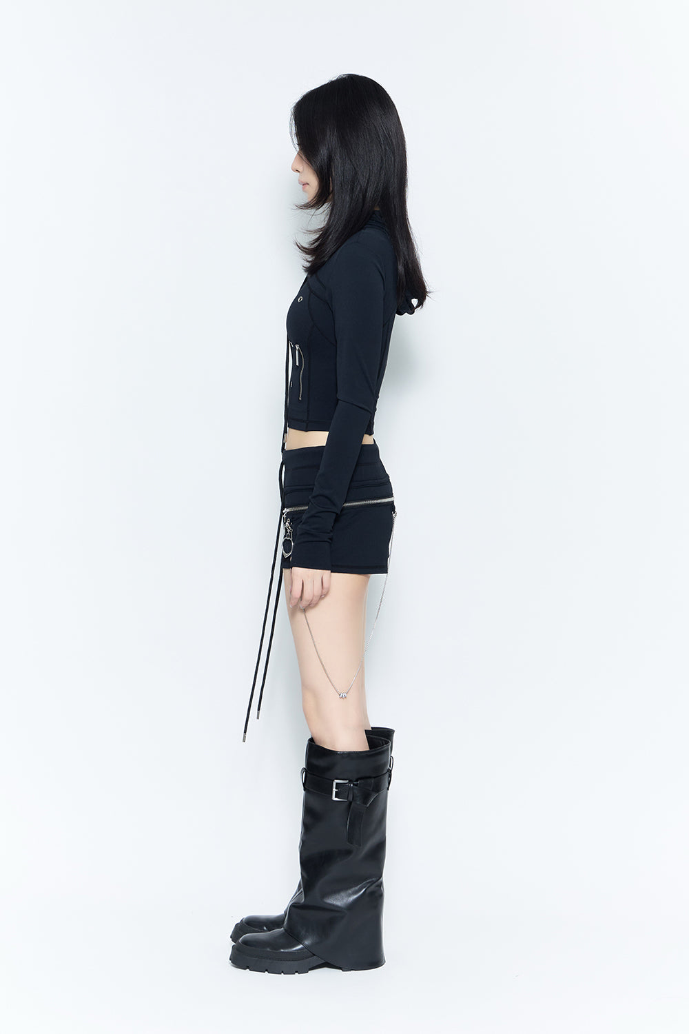 chain zip shorts