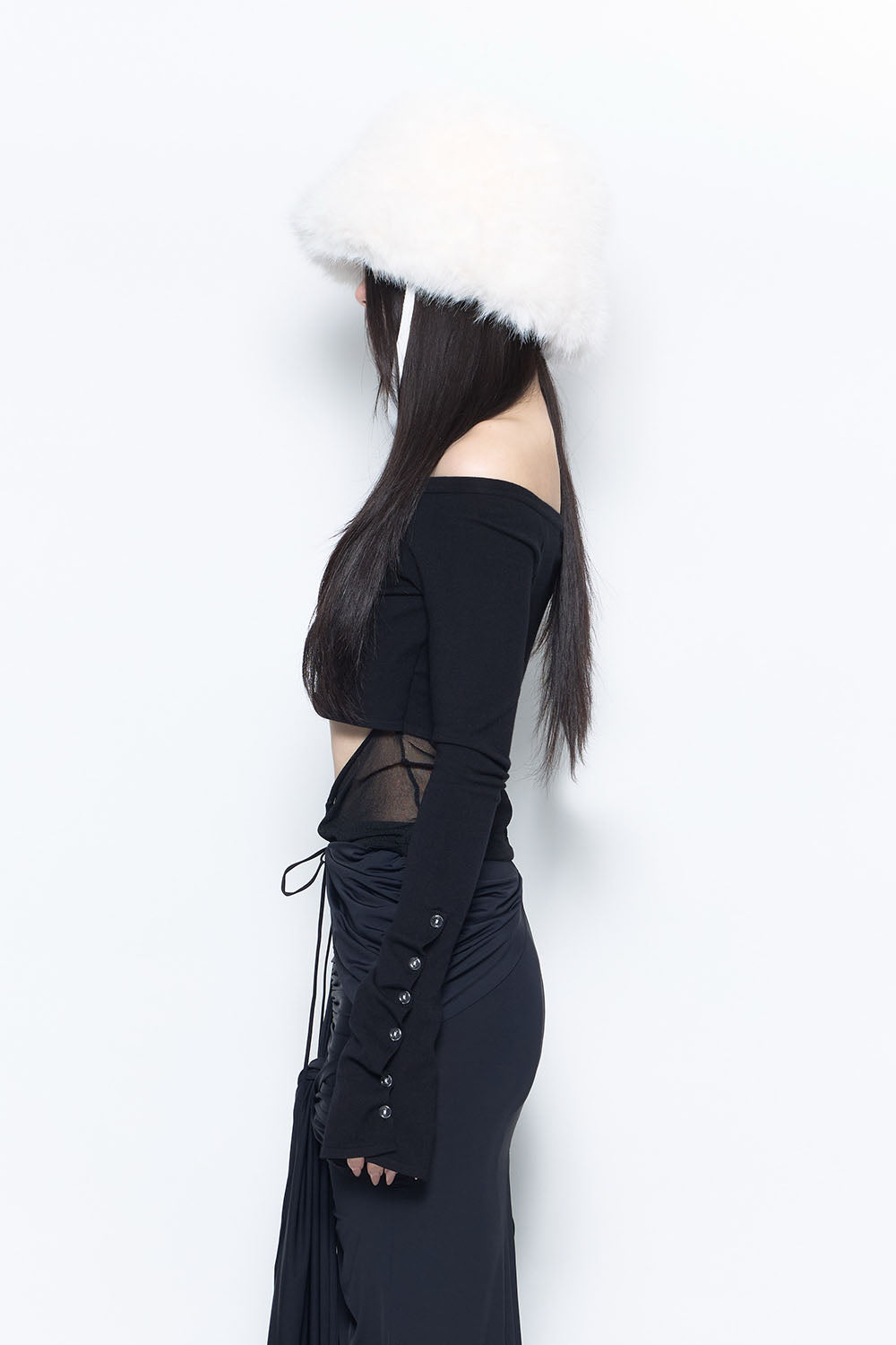 S button layered knit tops