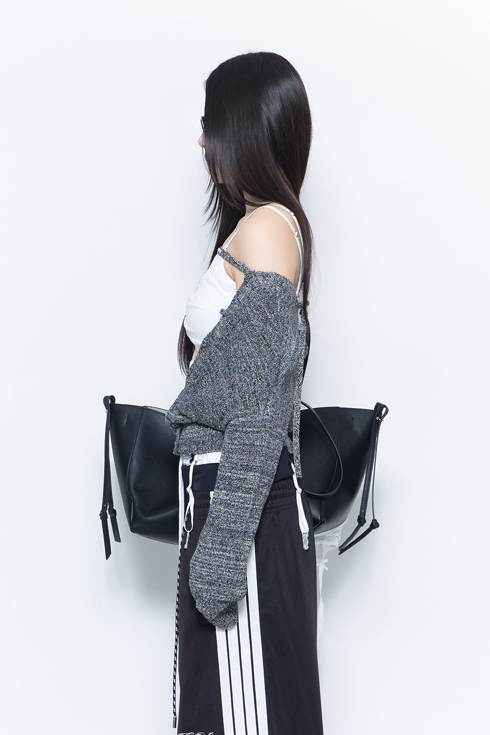 THEREDTHREAD / ザレッドスレッド】string knit cardigan