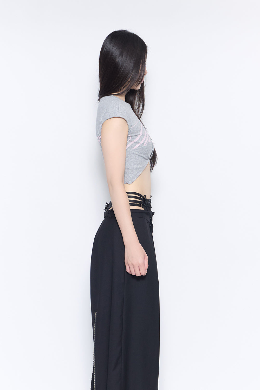 knot hem logo tops
