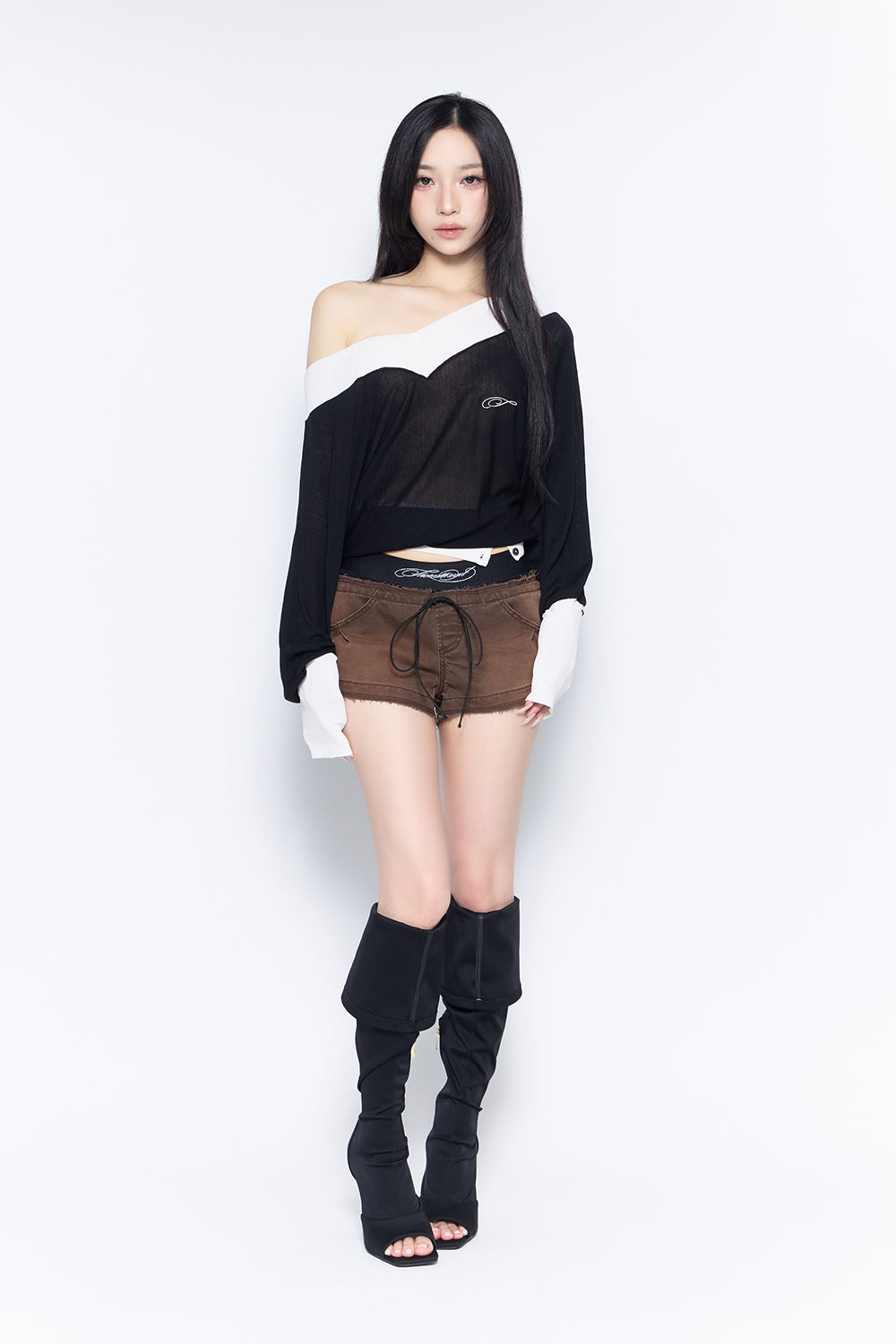 script layered shorts