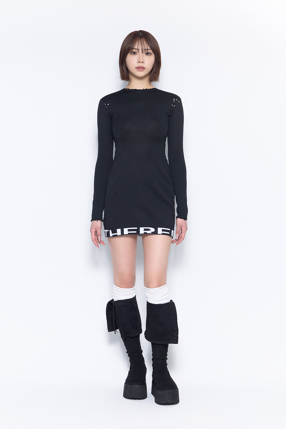 SCARLET / DRESS – THEREDTHREAD