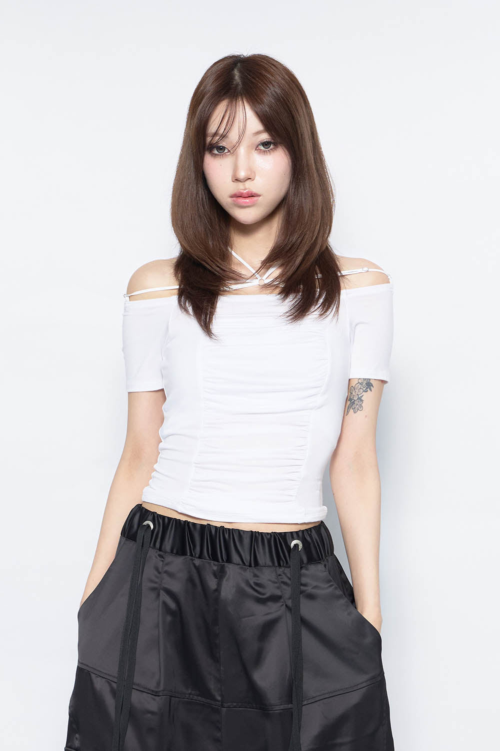 THEREDTHREAD / ザレッドスレッド】S gather code tops