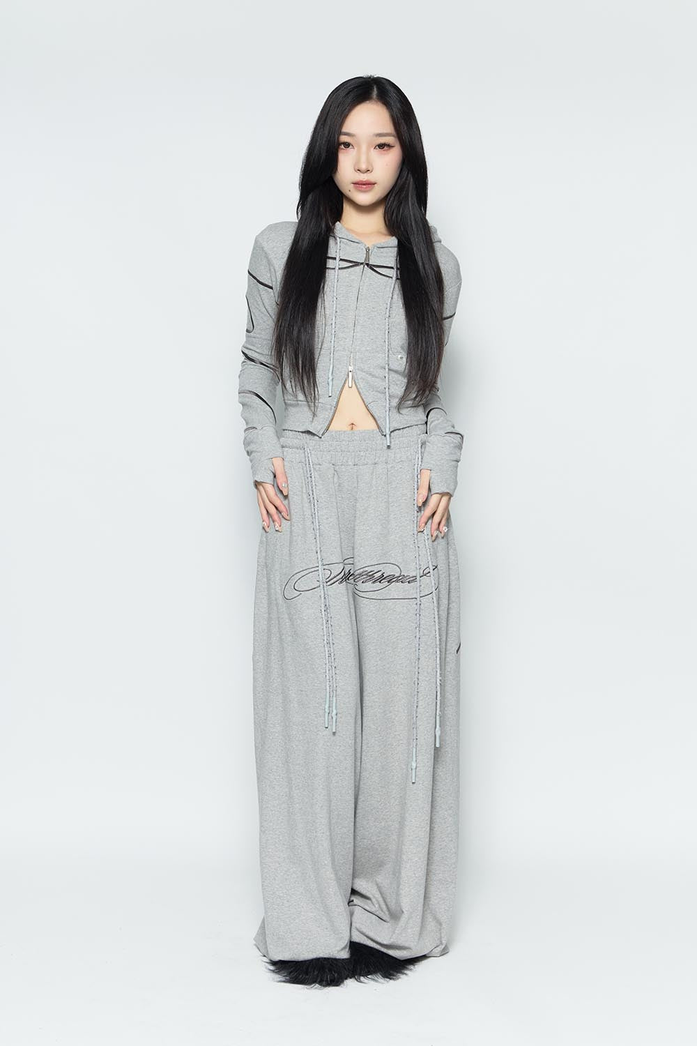 パンツ theredthread S embroidery ribbon pants THEREDTHREAD / ザレッドスレッド】S embroidery ribbon pants