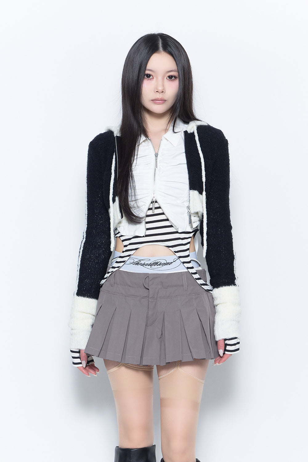 contrast zip knit hoodie