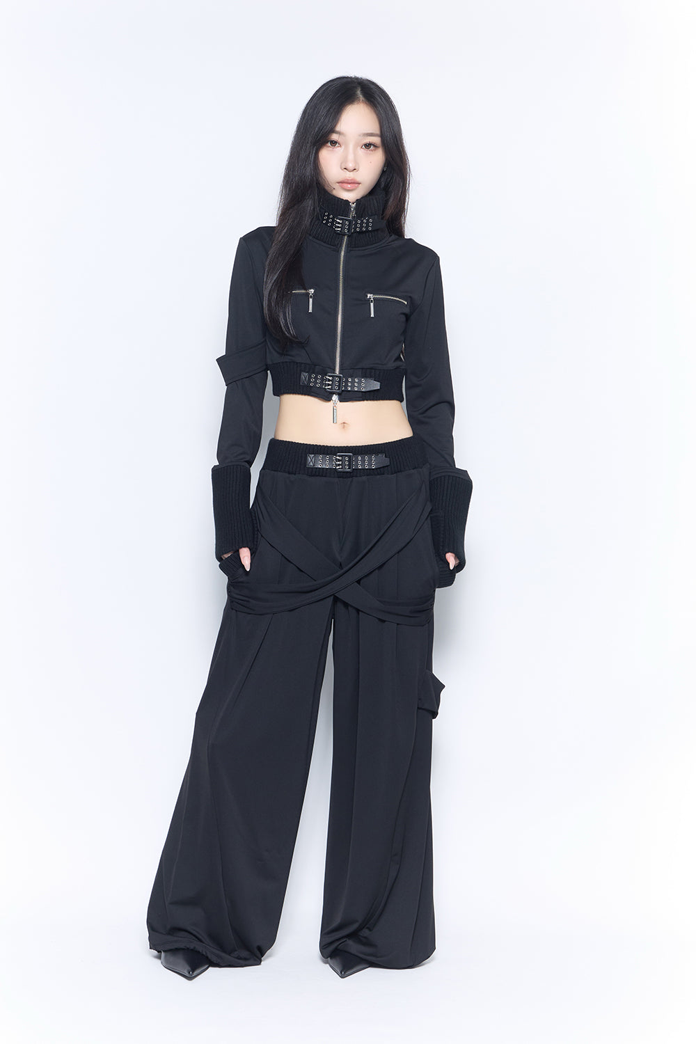 belted loose pants