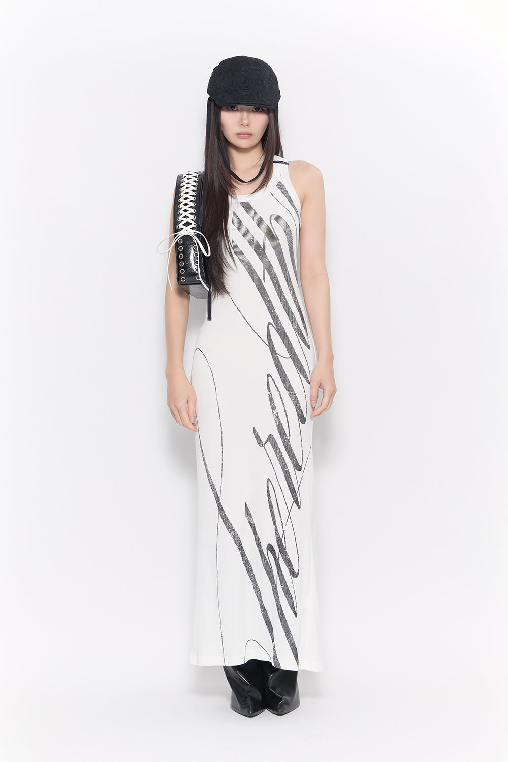 ワンピース theredthread script tank dress THEREDTHREAD / ザレッドスレッド】script tank dress