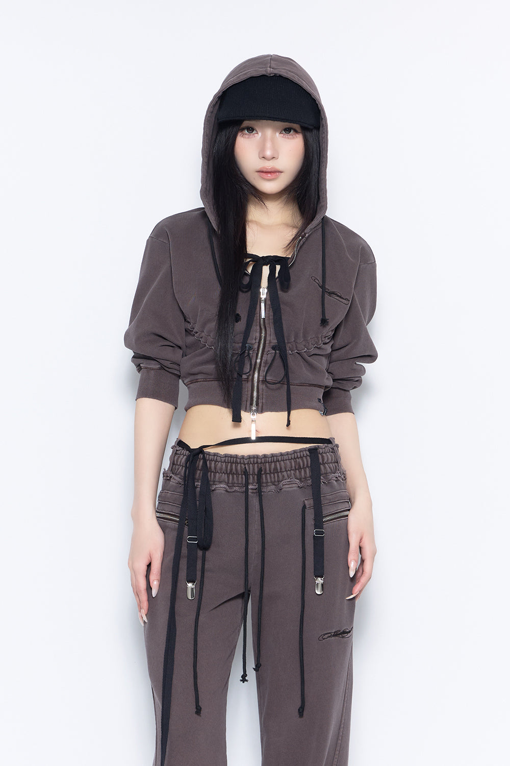 mid sleeve cropped hoodie 2