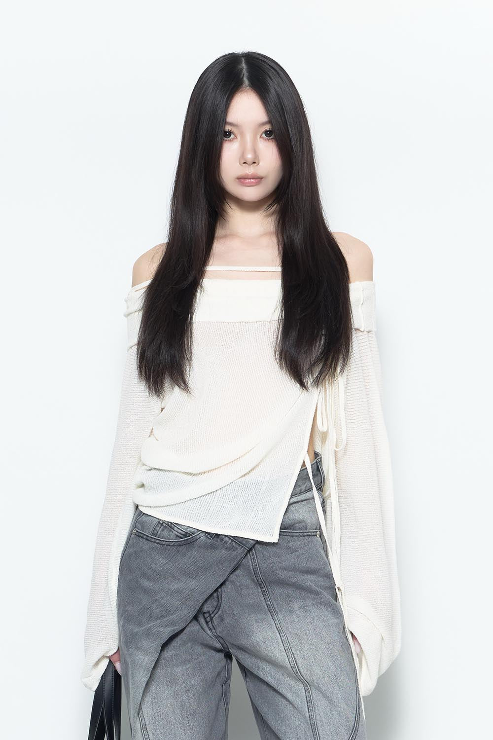 S loose off shoulder knit