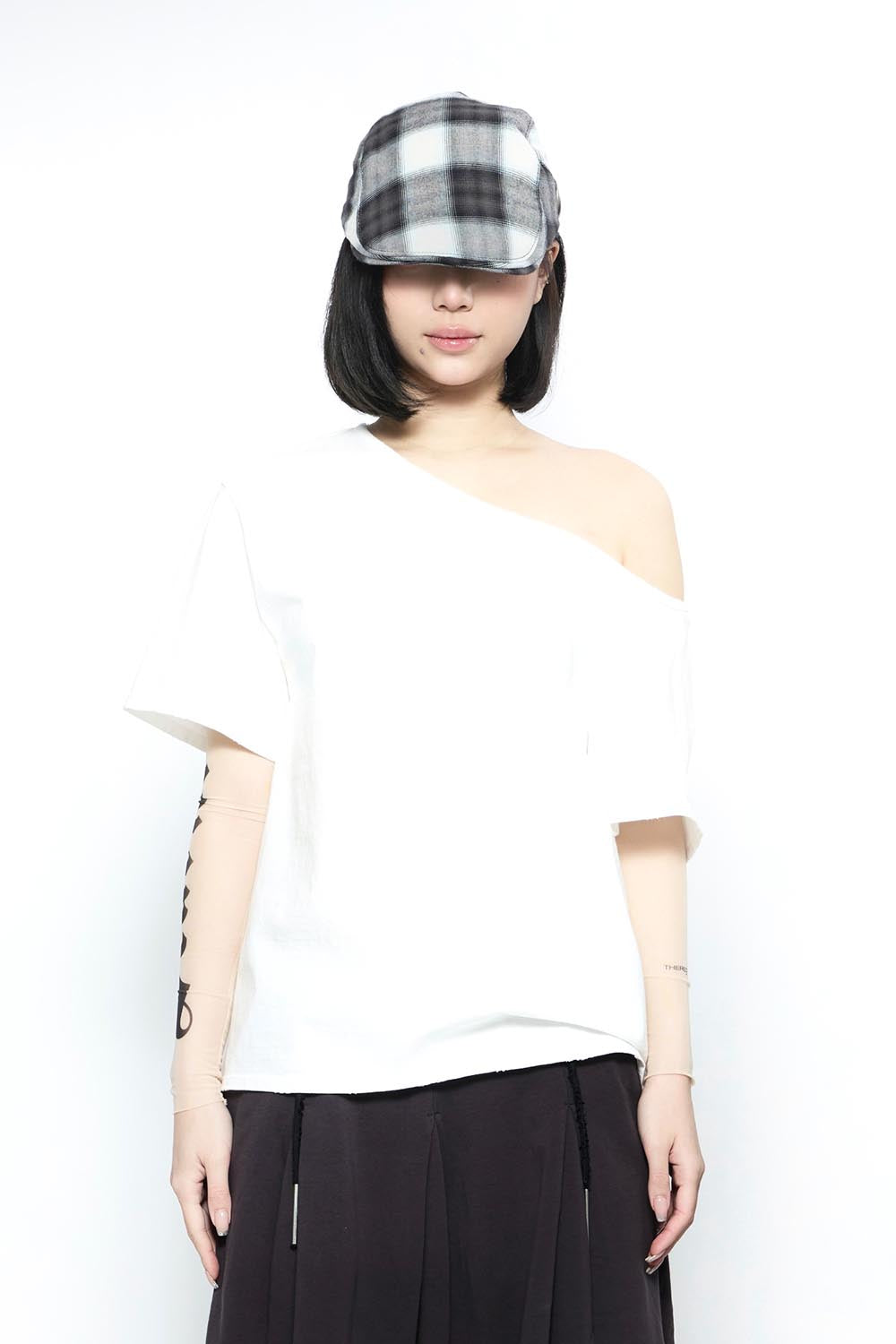 THEREDTHREAD / ザレッドスレッド】S asymmetry tops