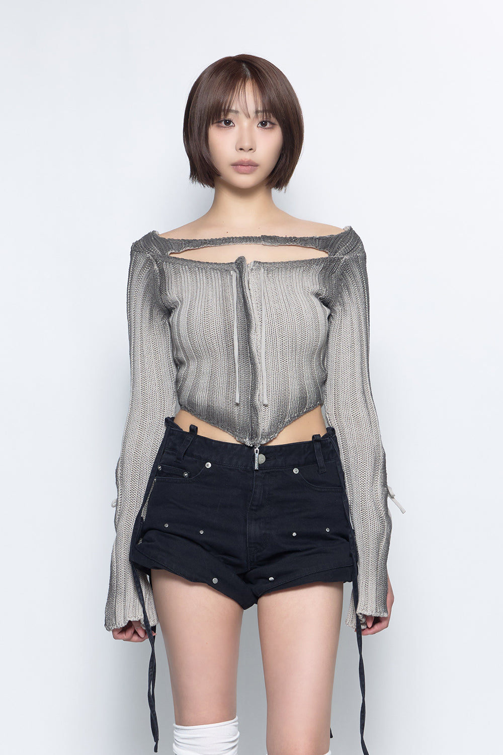 S zip cutout knit tops