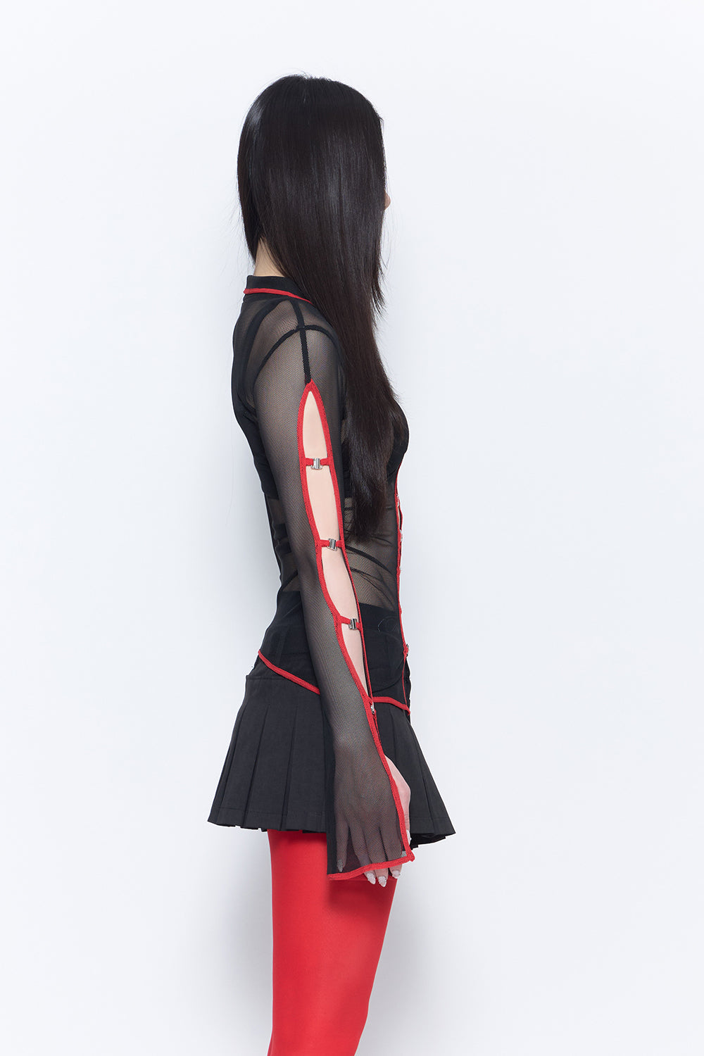 THEREDTHREAD / ザレッドスレッド】mesh hook tops