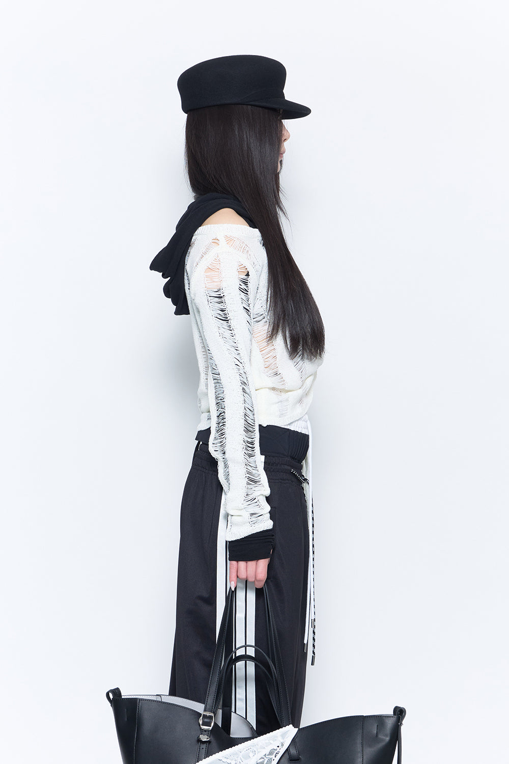 THEREDTHREAD / ザレッドスレッド】laddering loose knit