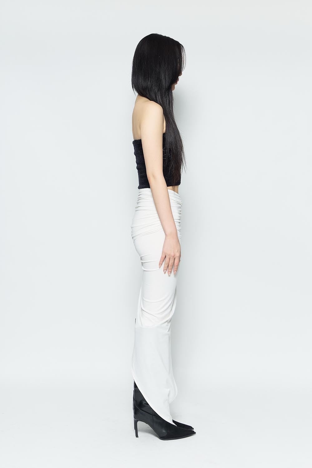 S symbol draped skirt