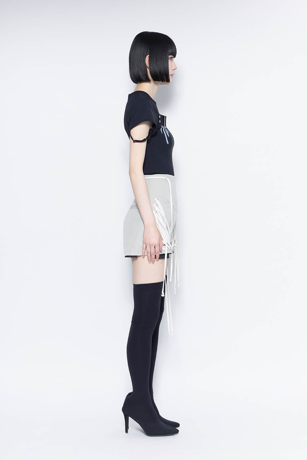 THEREDTHREAD / ザレッドスレッド】S lace up shorts