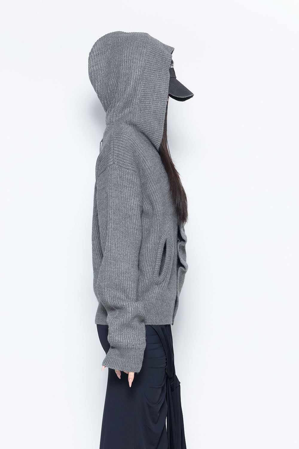 TOPS – THEREDTHREAD