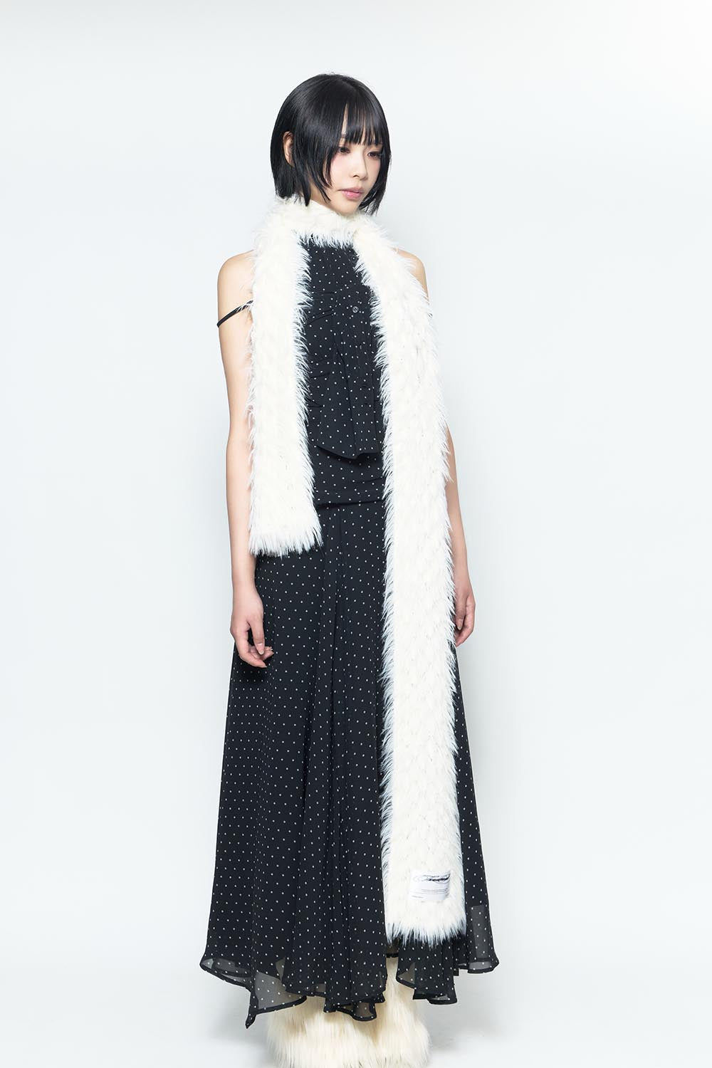 S fuzzy scarf