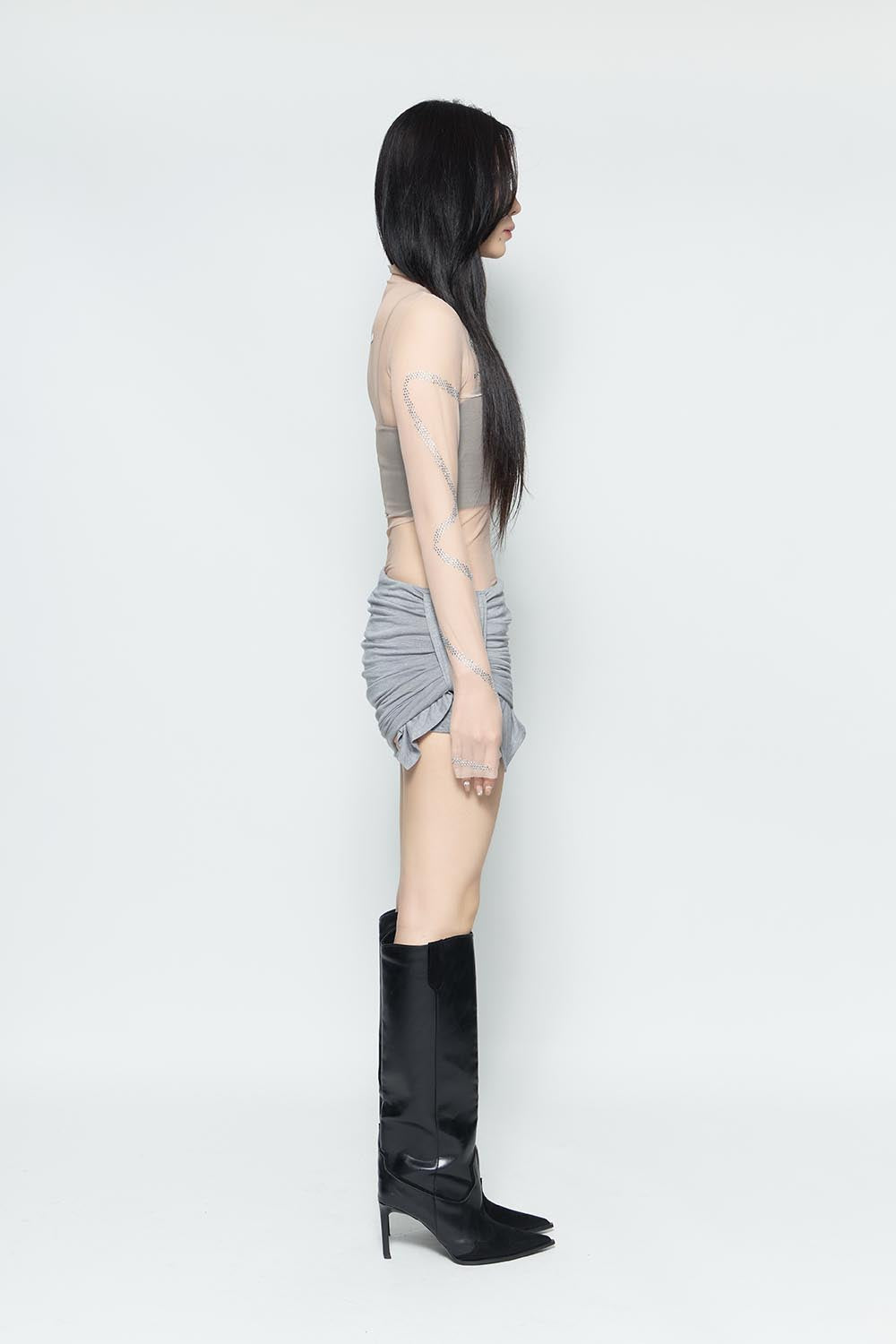 S drape ribbon shorts