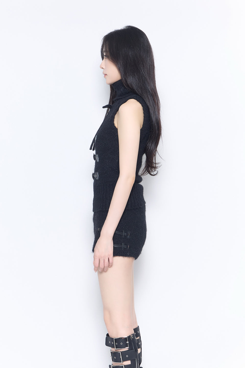 toggle knit tops