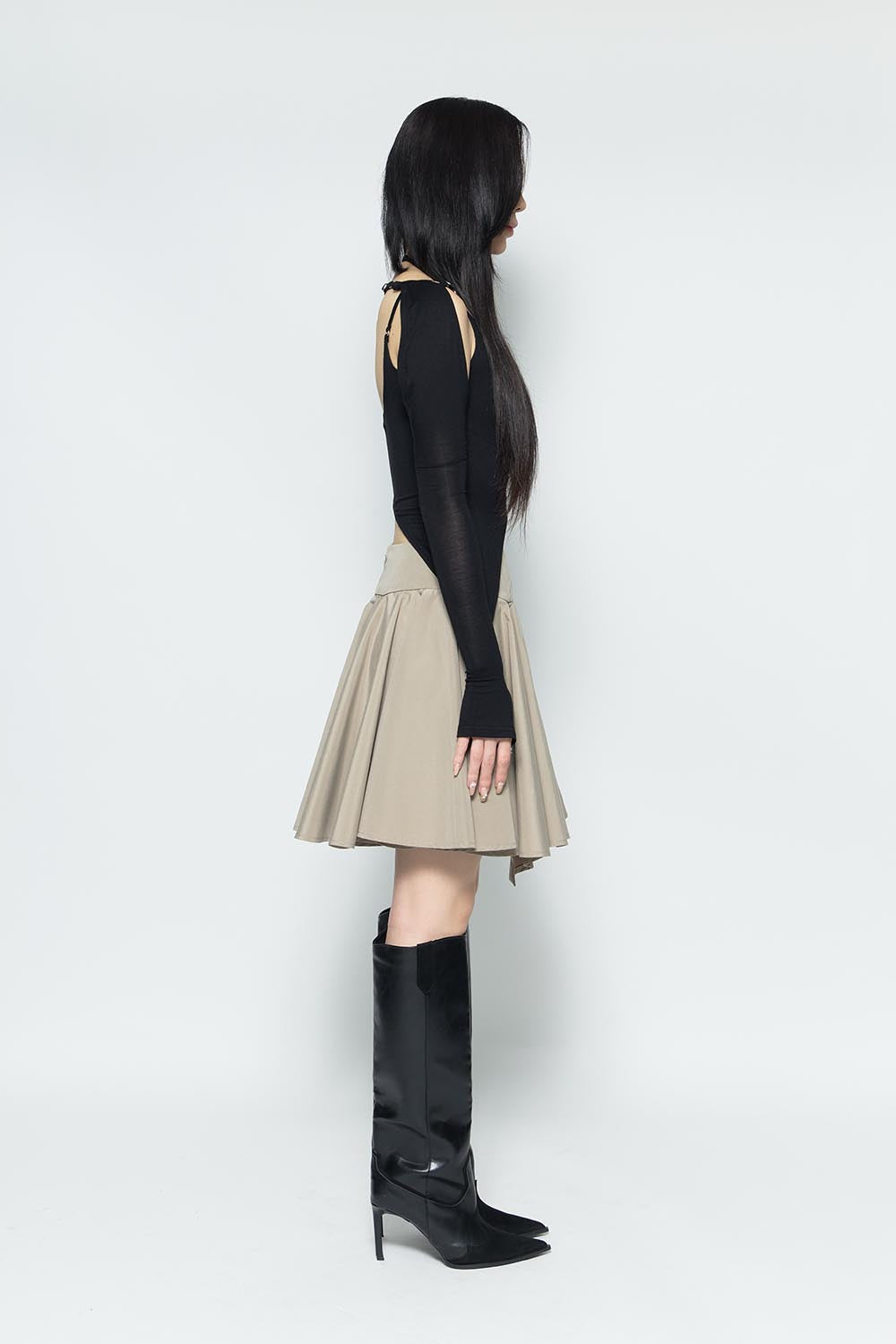 S button flare skirt