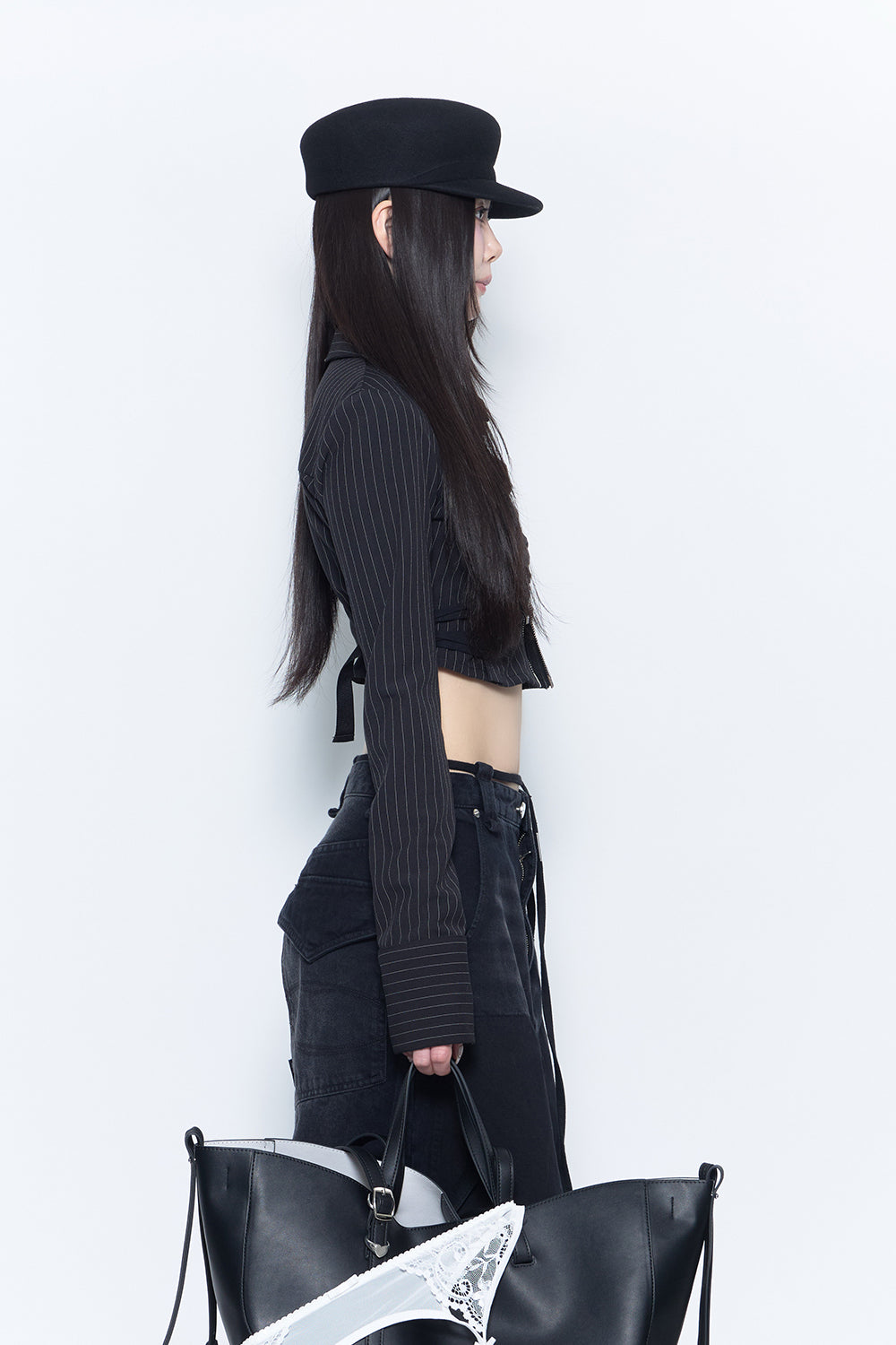 THEREDTHREAD / ザレッドスレッド】burlesque gather shirt