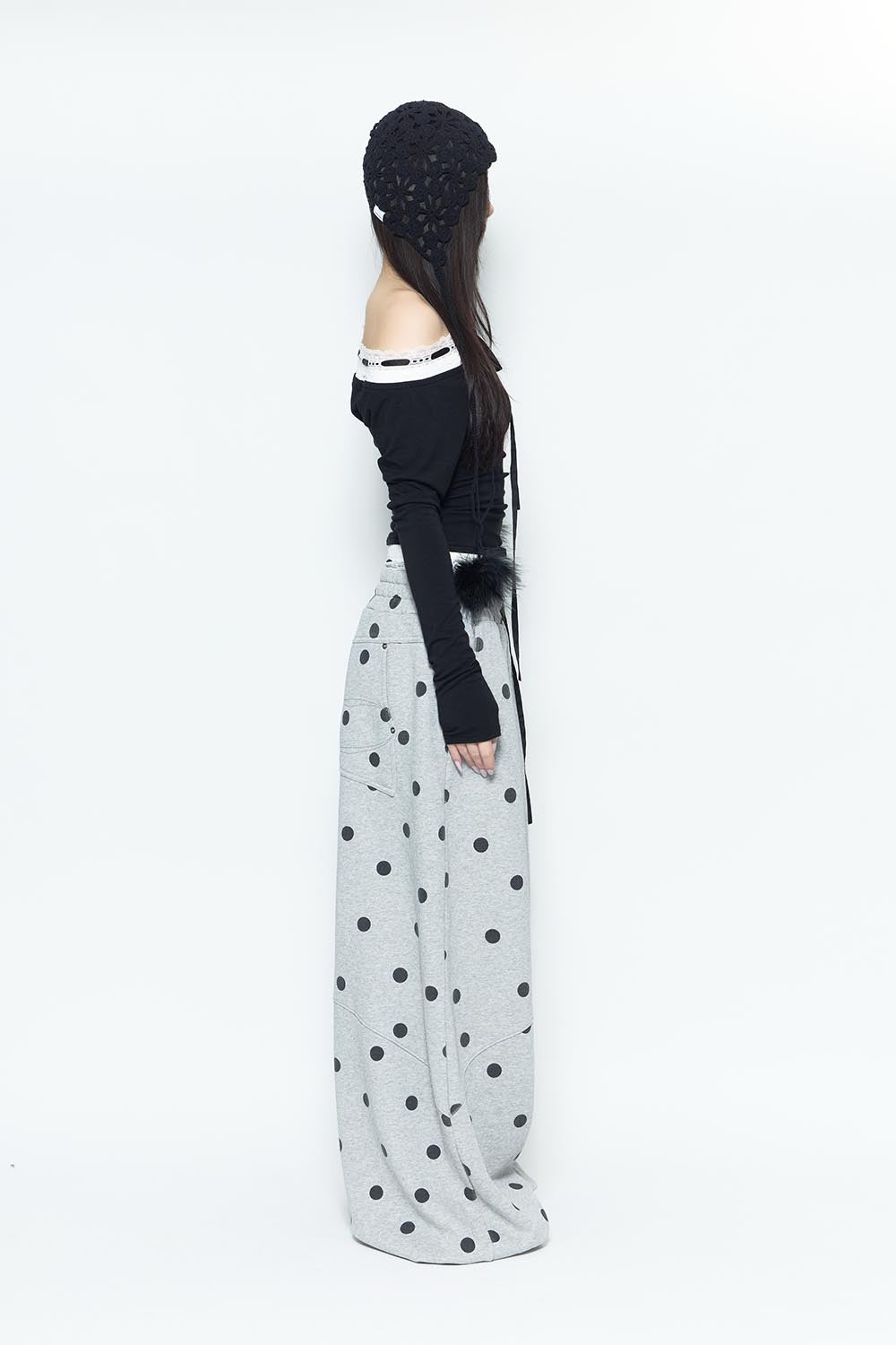 S dot sweat wide pants