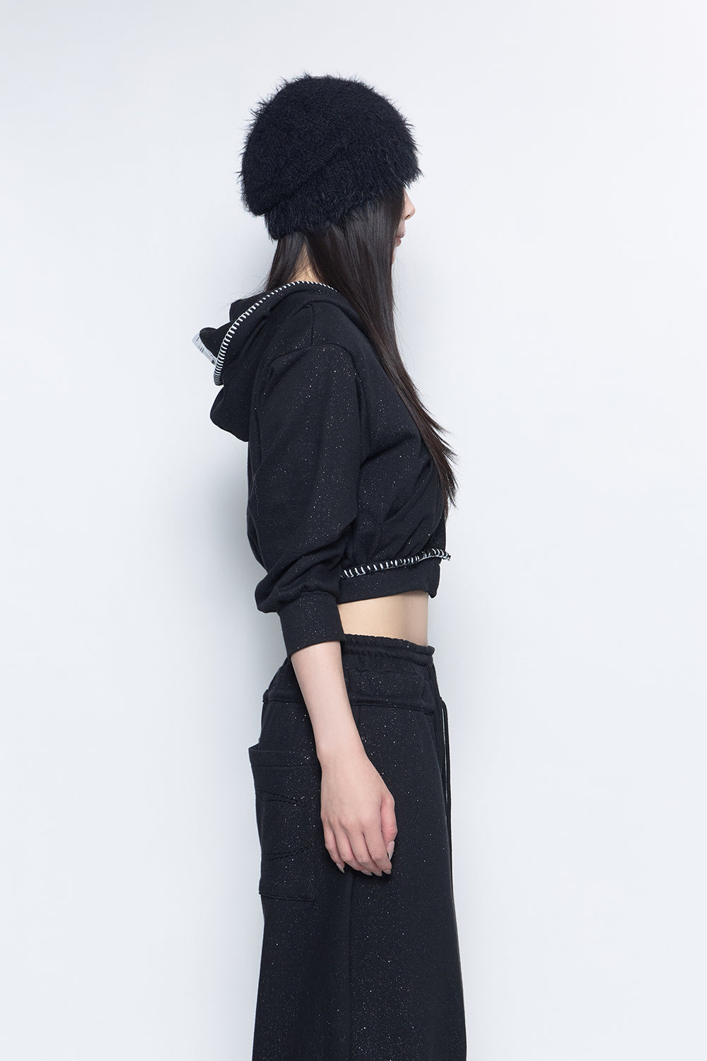 S mid-sleeve hoodie cropped