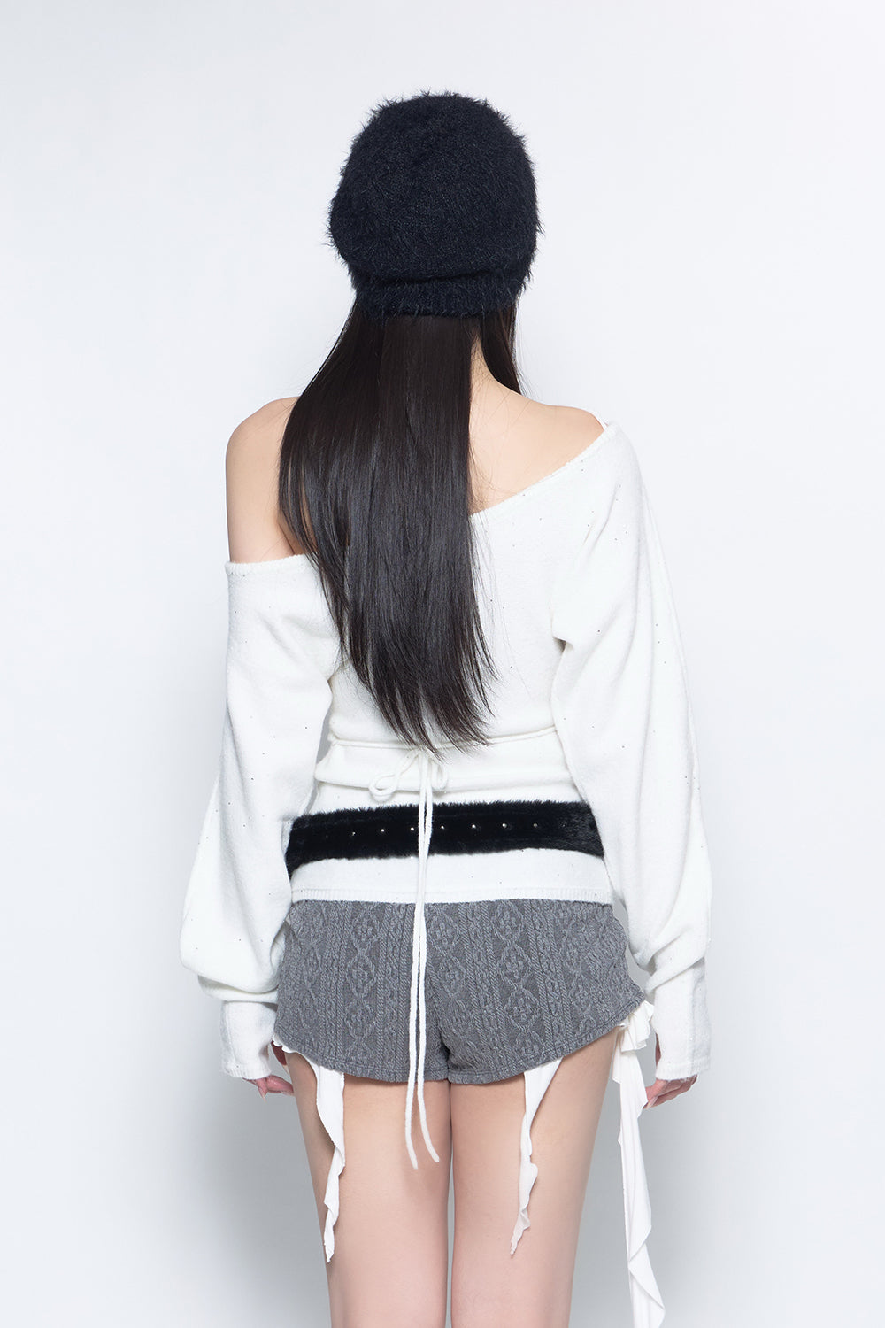 S sequin offshoulder knit