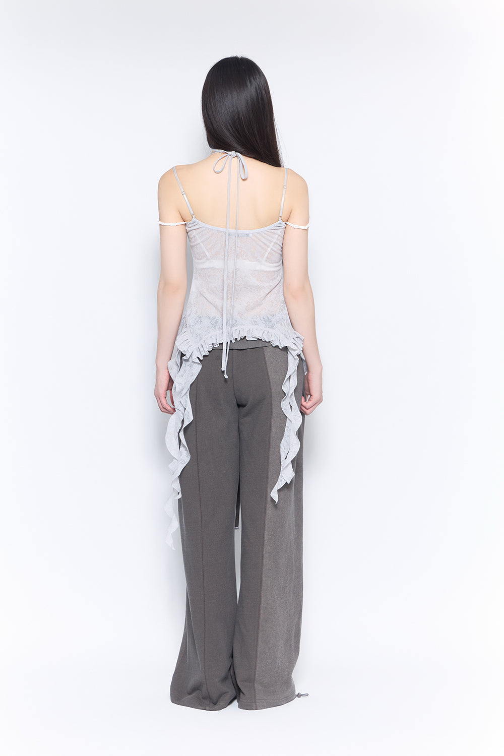loose frame pants