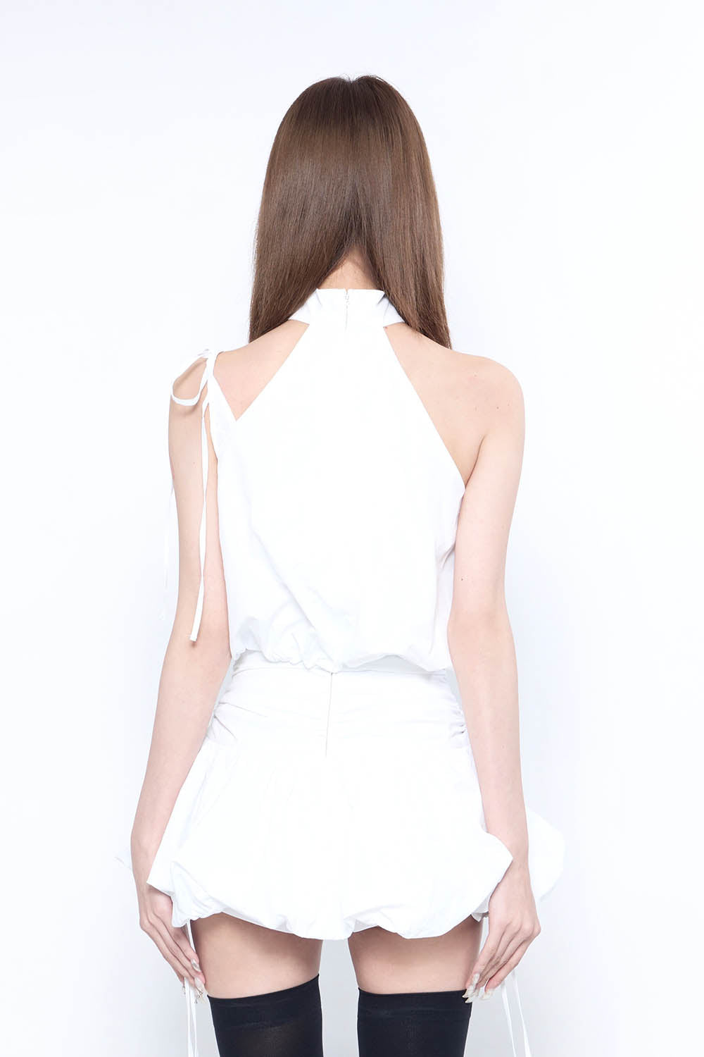 THEREDTHREAD】S strap balloon blouse