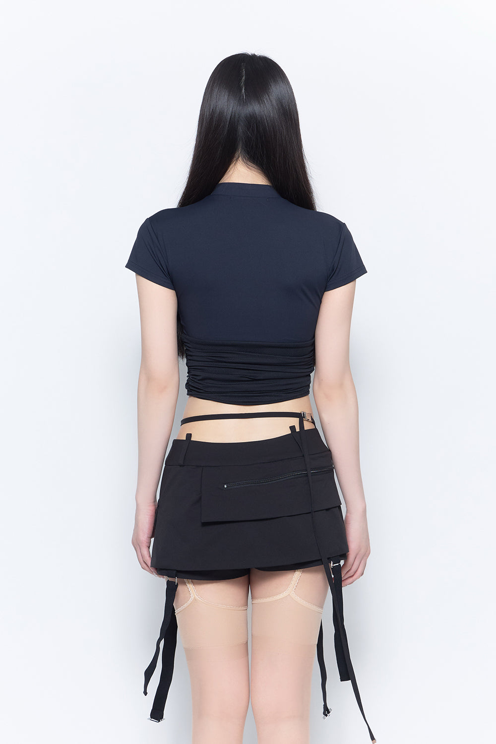 THEREDTHREAD / ザレッドスレッド】zip asymmetric tops