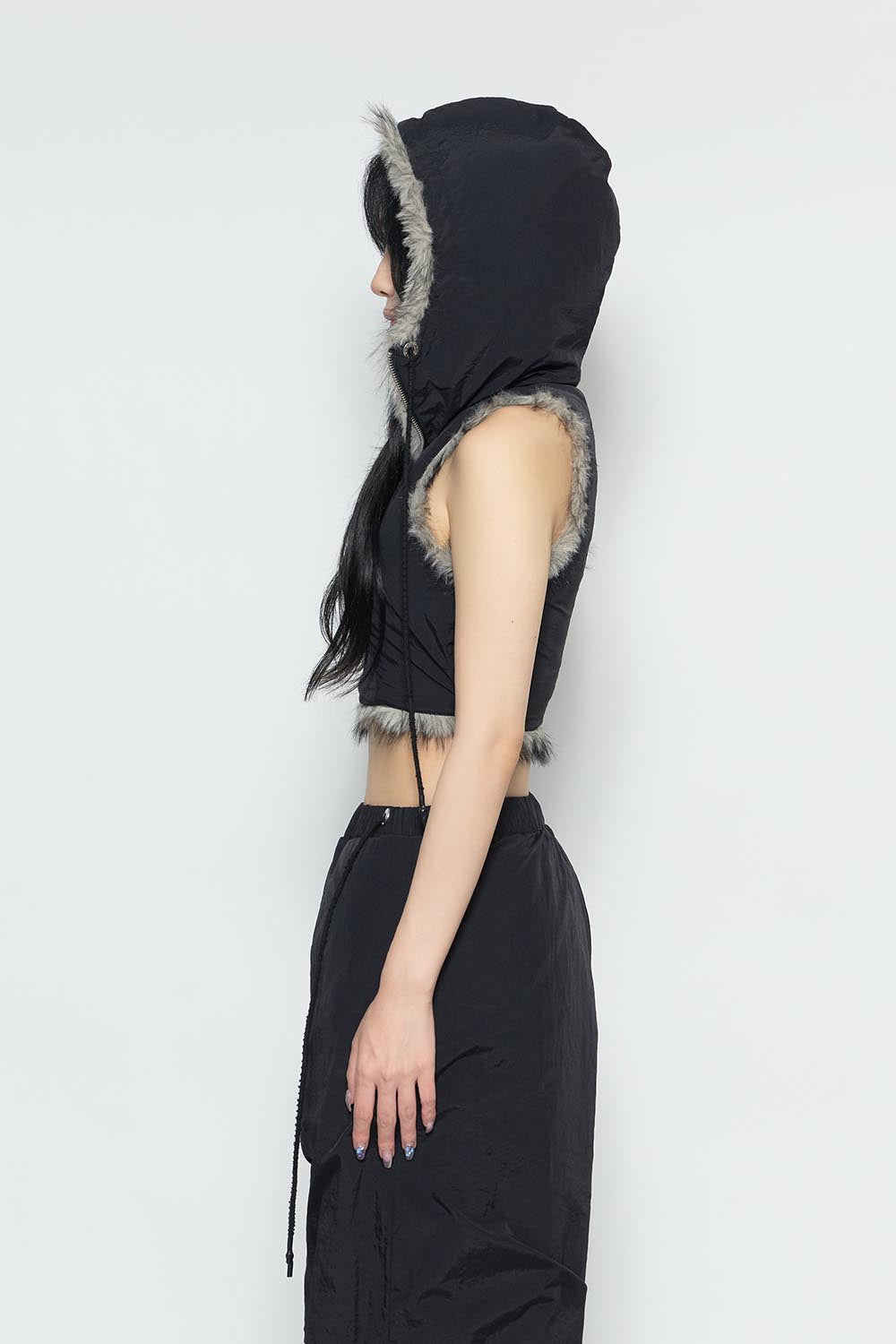 theredthread S flip fur vest 正規品 新品未使用 ① THEREDTHREAD / ザレッドスレッド】S flip fur vest