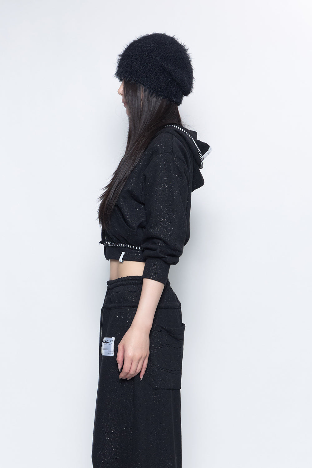 S mid-sleeve hoodie cropped