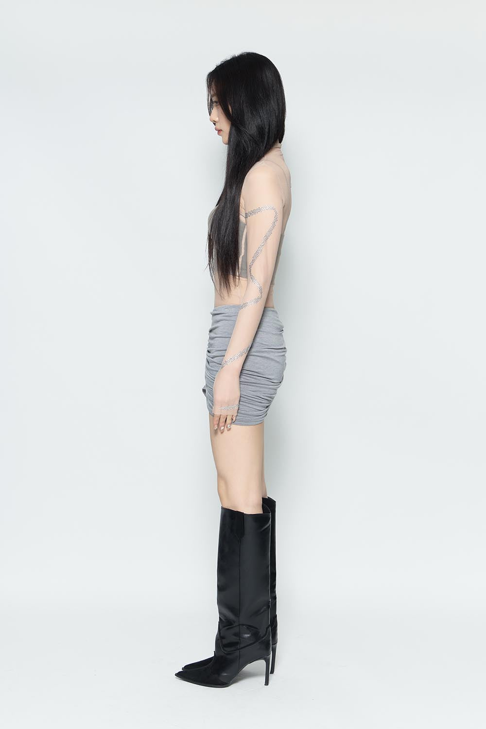 S drape ribbon shorts