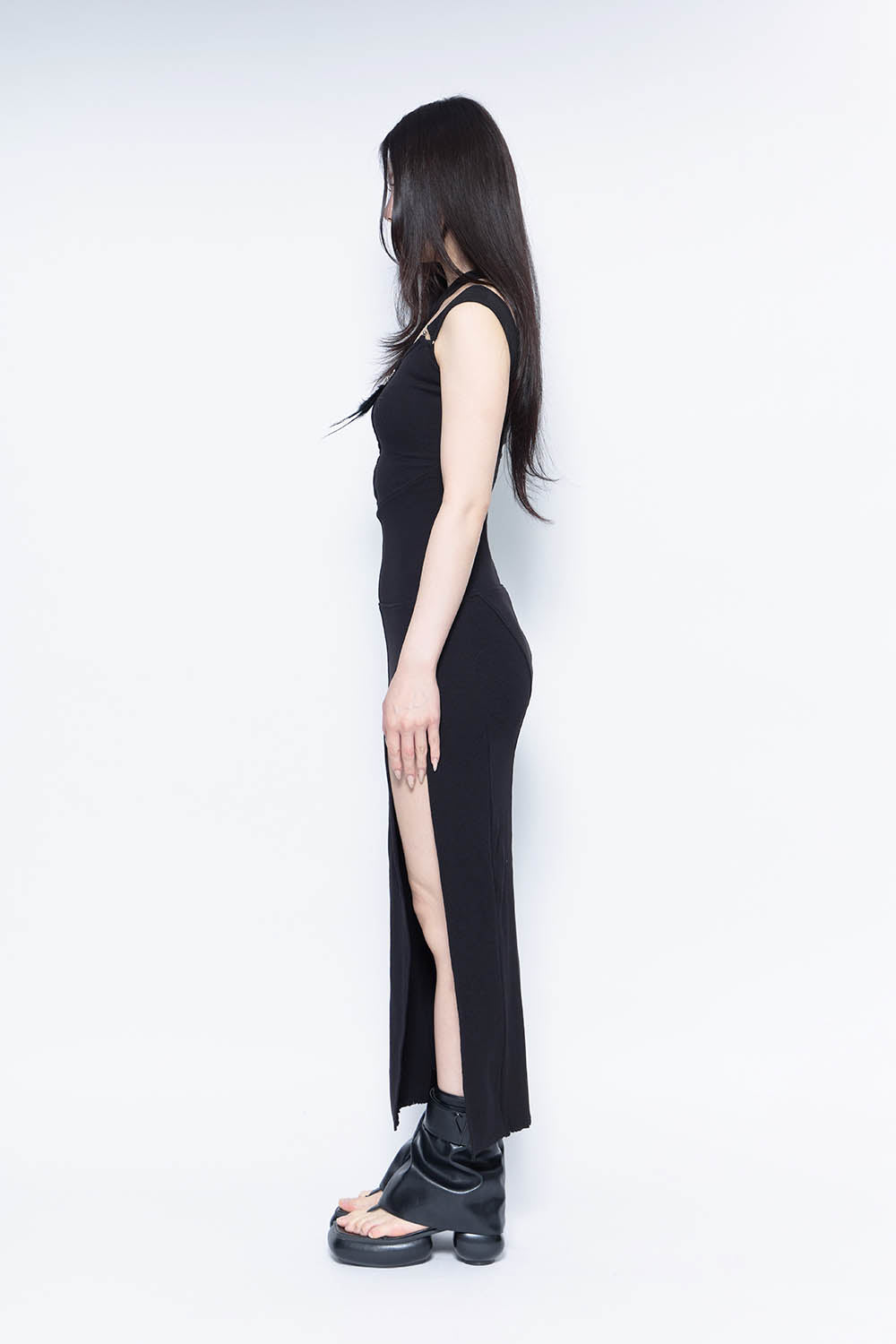 ワンピース S strap tank dress / THEREDTHREAD THEREDTHREAD / ザレッドスレッド】S strap tank dress