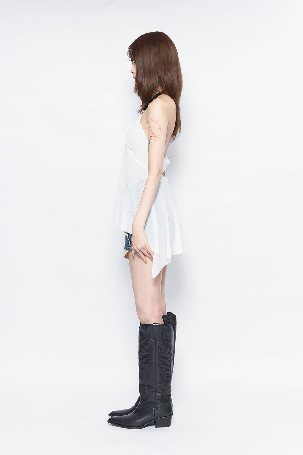 THEREDTHREAD / ザレッドスレッド】S V-shape denim 2