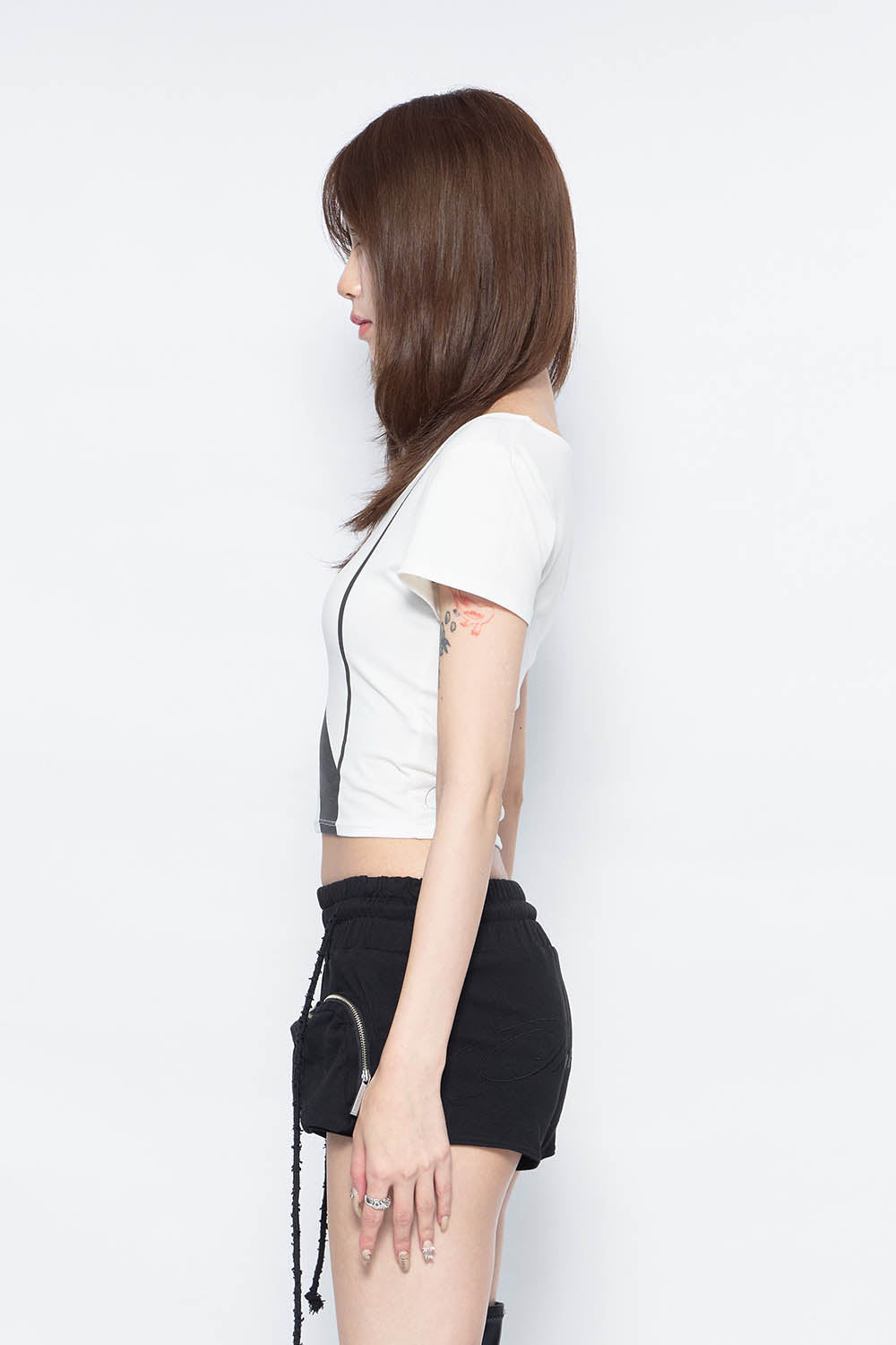 トップス theredthread S symbol big T-shirt theredthread S symbol big T-shirt black - メルカリ