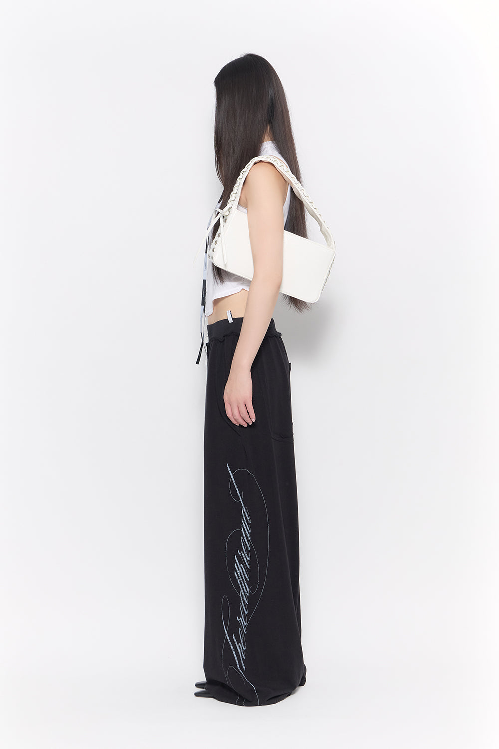 THEREDTHREAD / ザレッドスレッド】script sweat pants