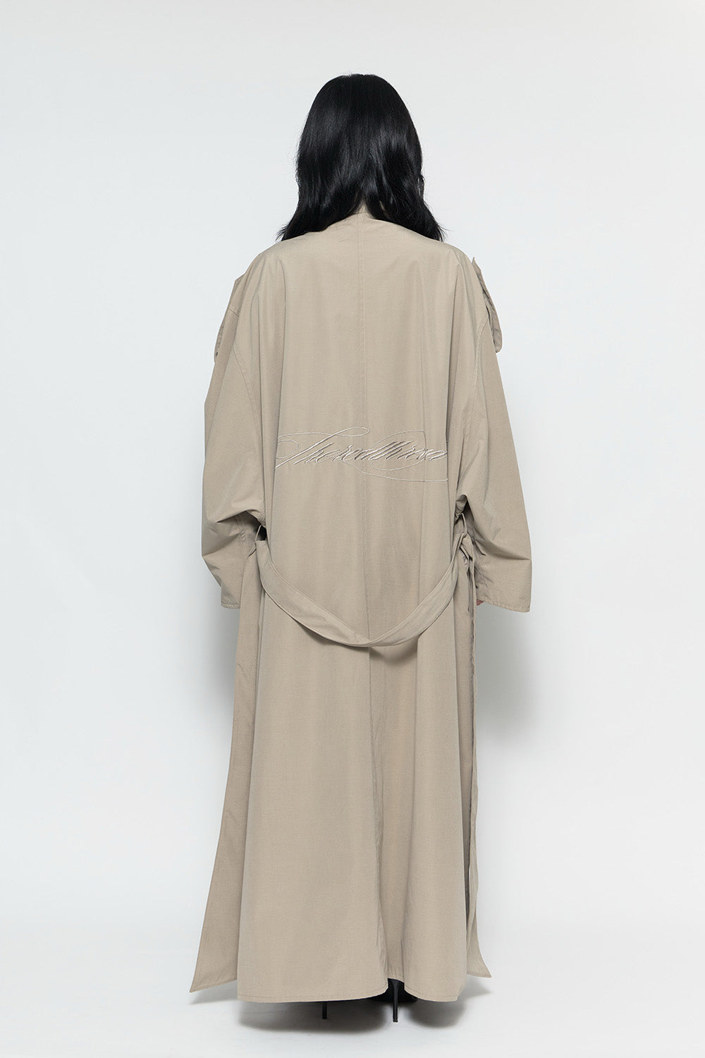 S stand embroidery trench