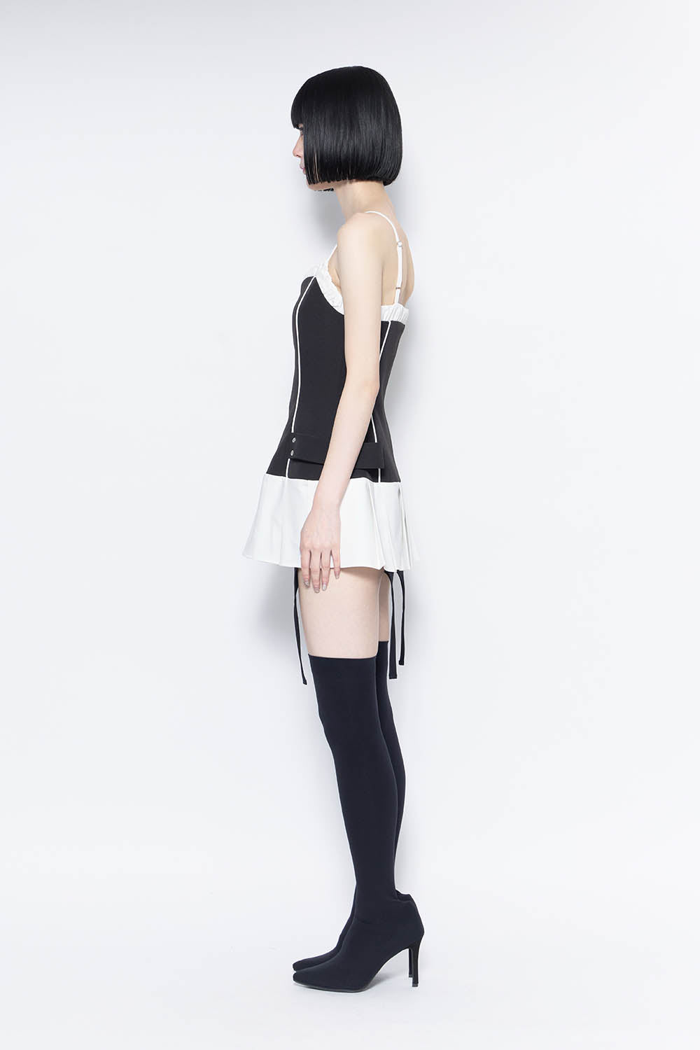 給料日価格！theredthread S ribbon dress pleats THEREDTHREAD / ザレッドスレッド】S ribbon dress pleats