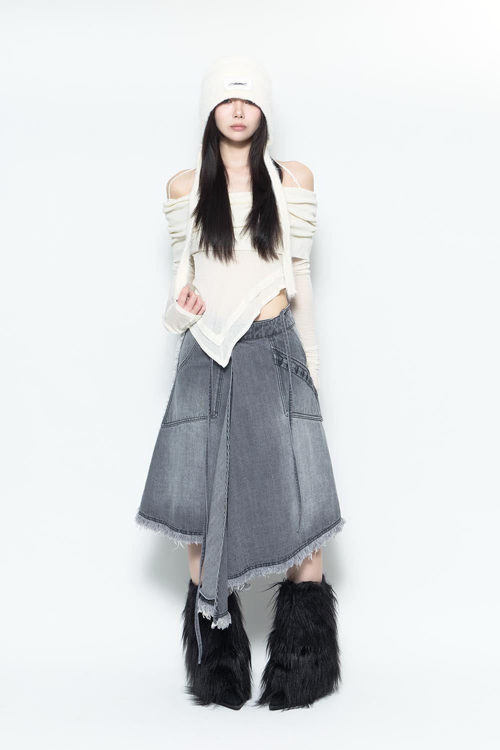 S double knee fray skirt