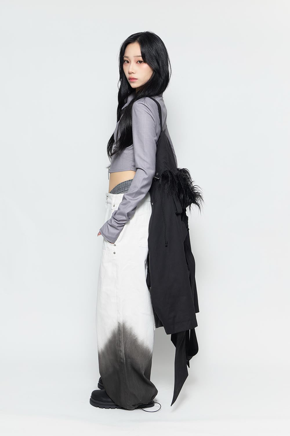 THEREDTHREAD / ザレッドスレッド】S fur embroidery trench short