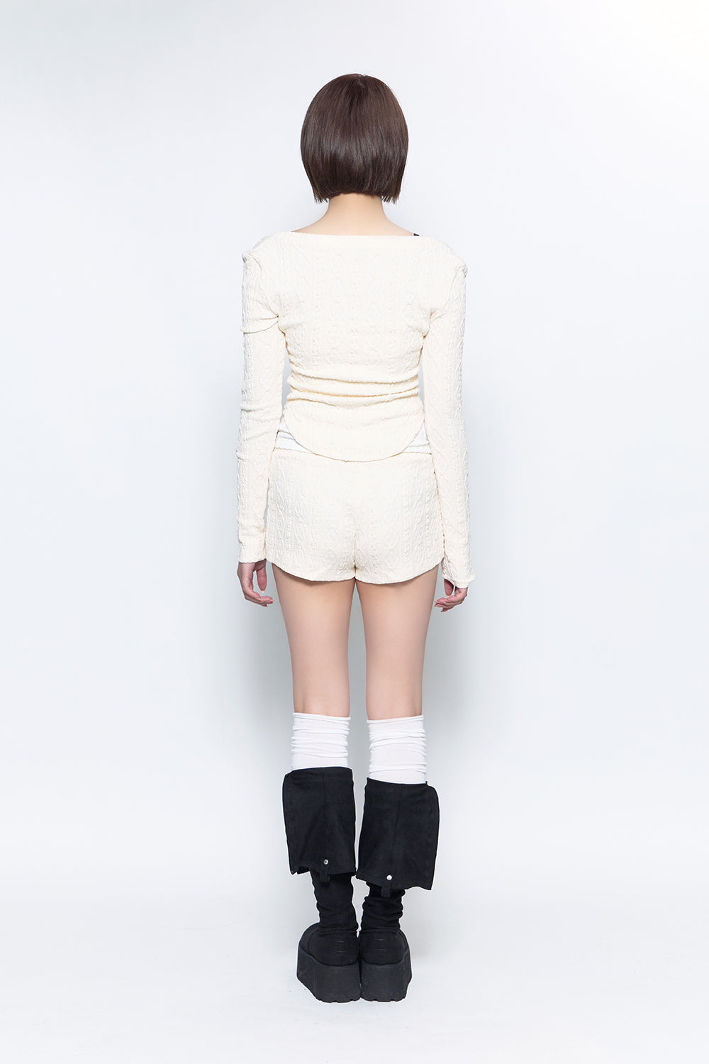 S cable knit ensemble