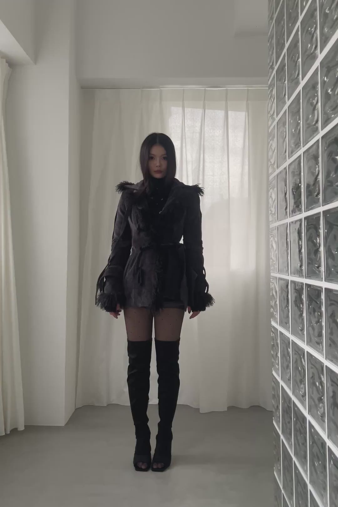 fur trim toggle coat