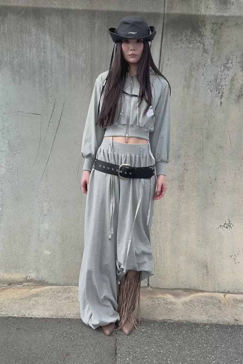 emblem fold sweat pants